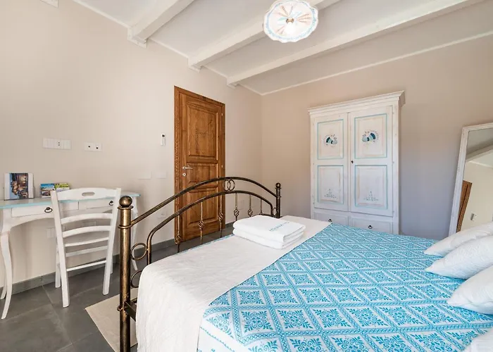 Willa Sa Rocca Manna *